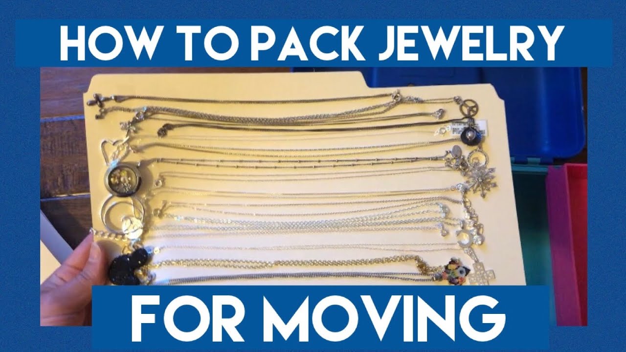 How To Travel Without Tangling Your Necklaces 